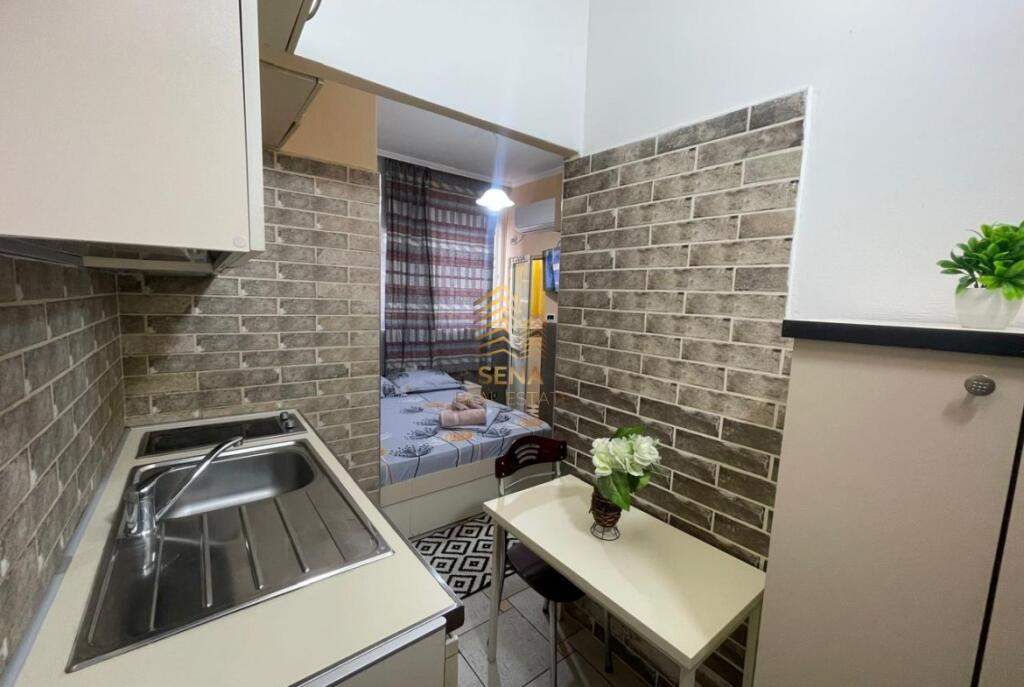 Qira, Garsoniere, 5 Maji, 380 Euro/muaj