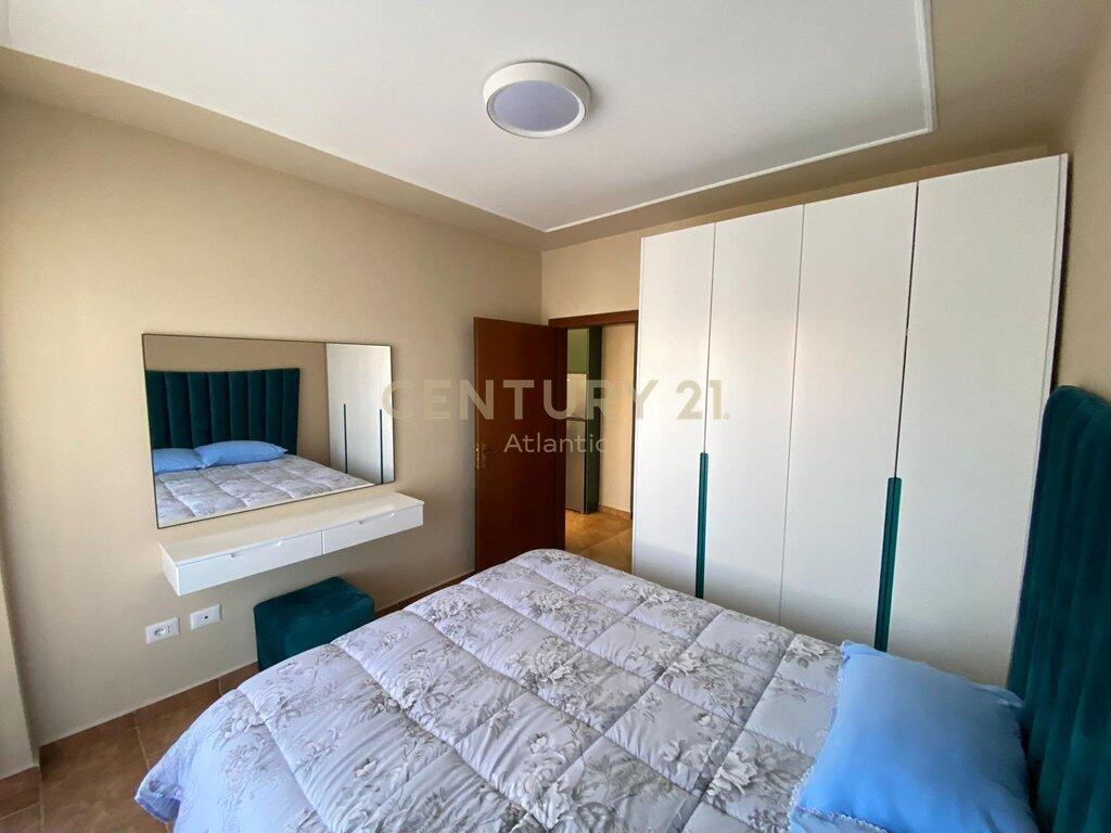 APPARTAMENTO 1+1 IN AFFITTO, VISTA MARE A 10M DAL MARE, SPIAGGIA ILIRIA, DURAZZO !!