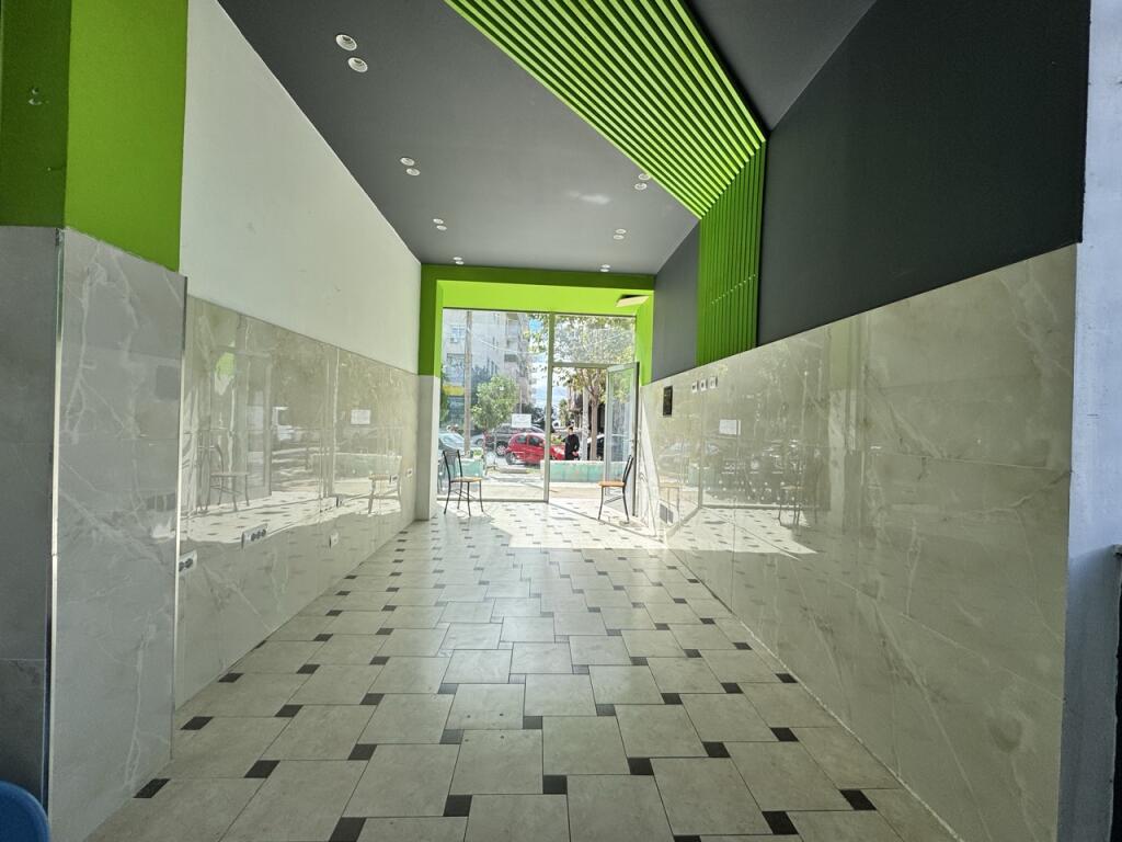 Commercial space for rent in Plazh, Durres