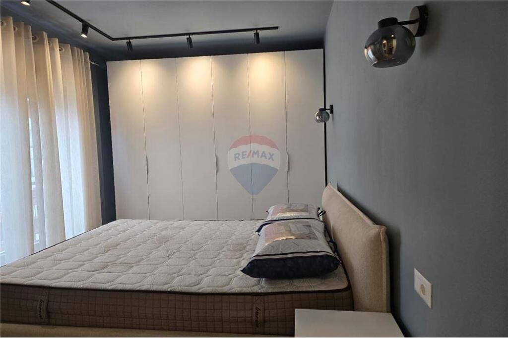 APARTAMENT 2+1+POST PARKIMI QIRA TE KOMPLEKSI DELIJORGJI
