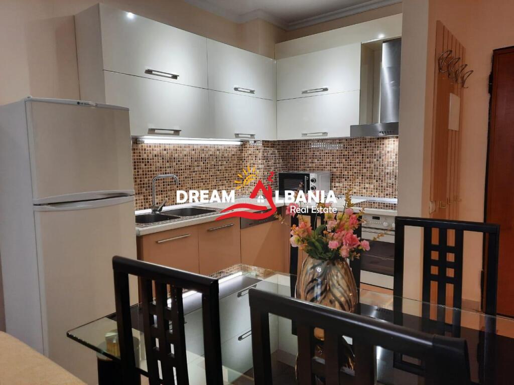 Apartament 1+1 me verande me qera tek Kopeshti zoologjik prane mbikalimit ne Tirane (ID 4211725)