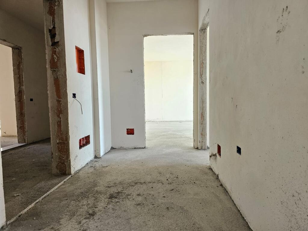 VENDESI APPARTAMENTO 2+1 – PASKUQAN, LATO DEL GRANDE ANELLO