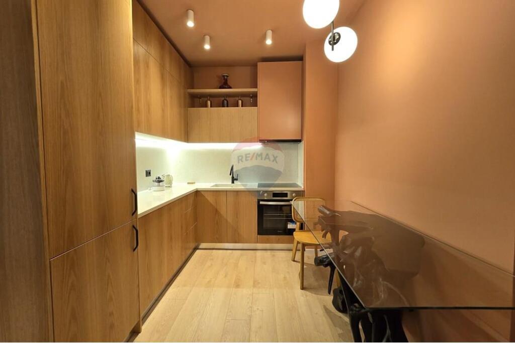 Apartament - Për Qira - Ish Ekspozita