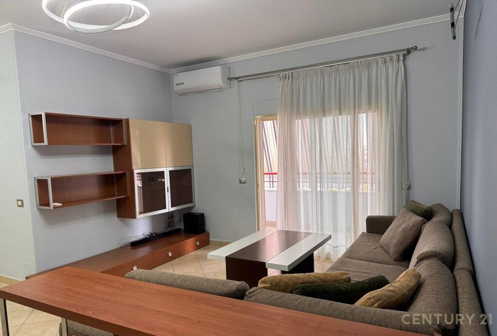 Apartament me qira 2+1, Mine Peza