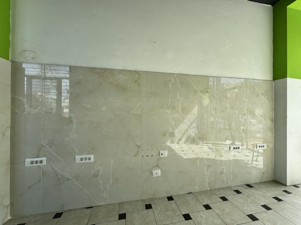 Commercial space for rent in Plazh, Durres