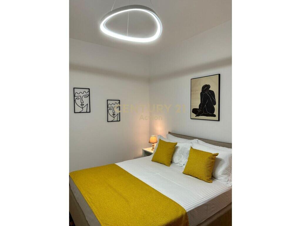 JEPET ME QIRA APARTAMENT LUKSOZ NE MYSLYM SHYRI,PRANE BANKES SE SHQIPERISE!