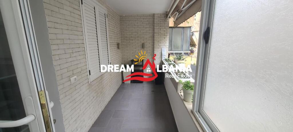 Super Apartament 2+1 me Qera ne Qender prane Muzeut (ID 42215402)