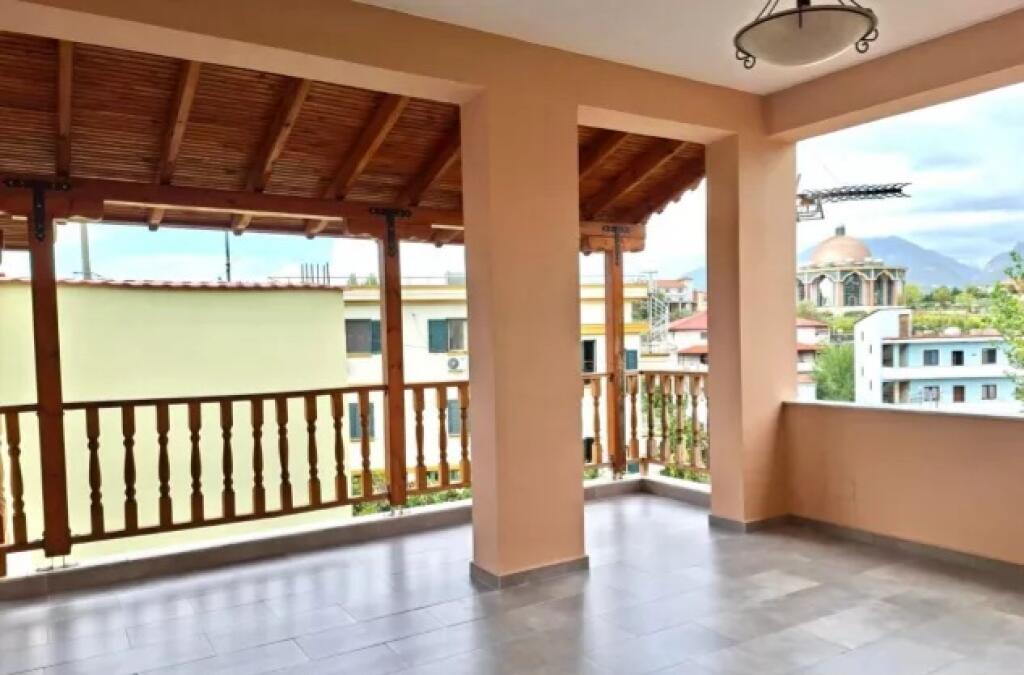 For rent: *Furnished duplex 2 floors &amp; Veranda* *(📍Ali Dem - Pasho Hysa St)* - *1,100€/month*