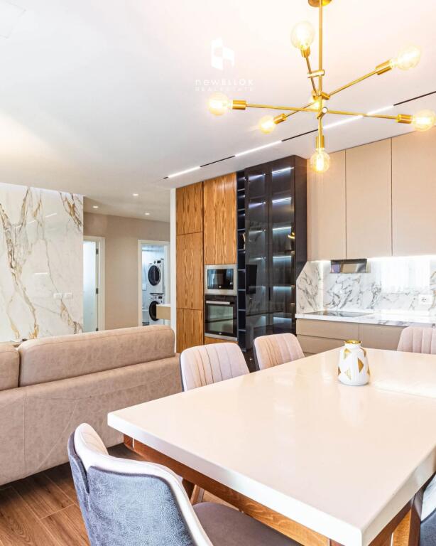 ✨For Rent: *Luxury 3+1+2wc & P.Parkimi* *(📍Astiri - Eglo )* || 126m2 || 100% Invested & Completed || *999€/month*