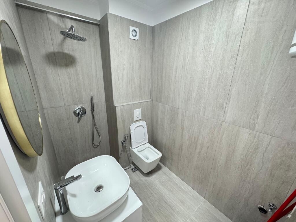 Shitet Apartament 1+1 Don Bosko