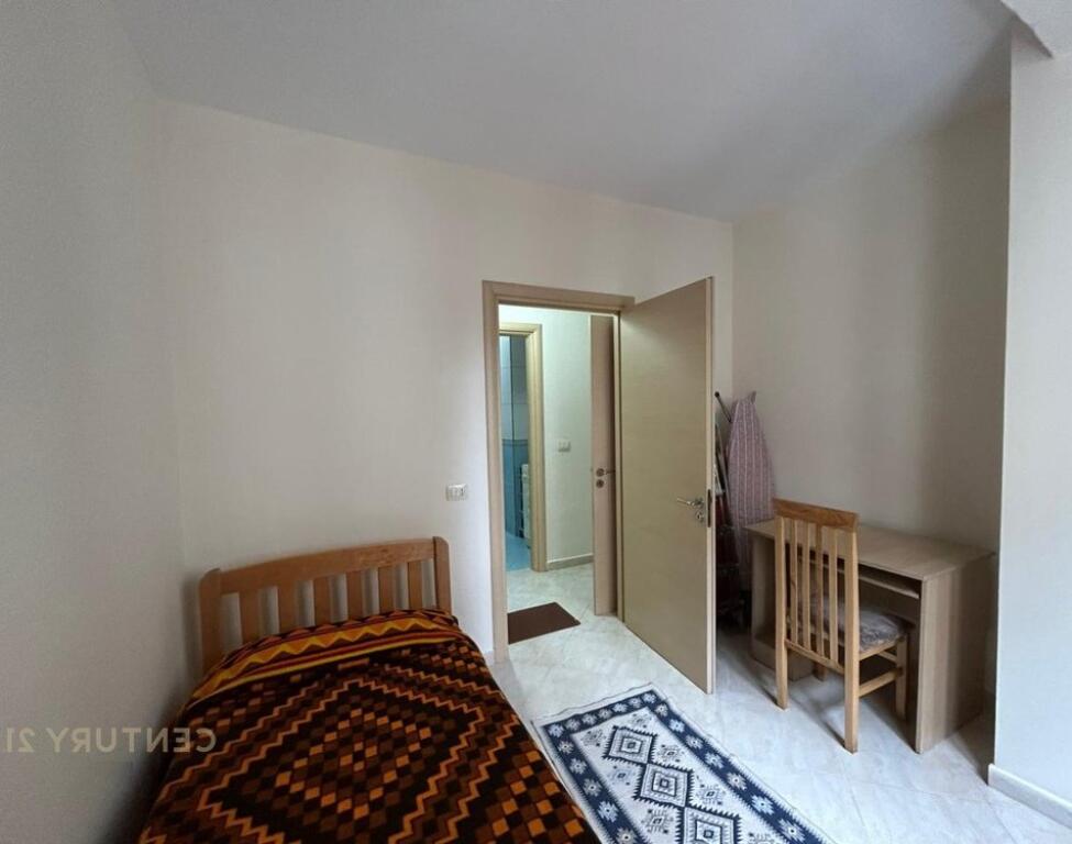 Apartament me qira 2+1, Rruga e Kavajes