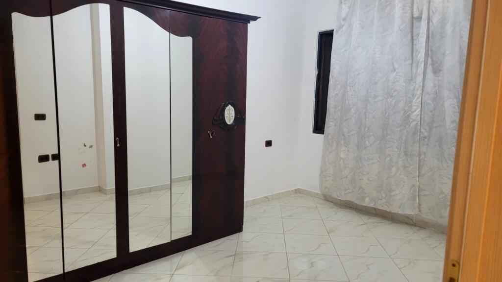Affittasi 2+1 vuoto ASTIR TE 2 PALMAT 38.000 lek