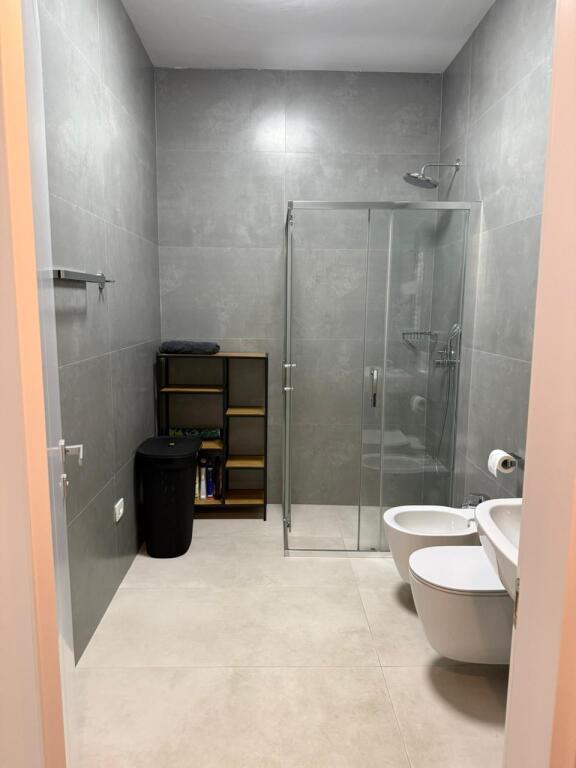 Apartament 3+1 per qira tek Liqeni i Thate, Kompleksi Park Life