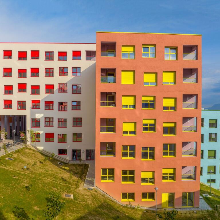 Apartament 2+1 me qira ne kompleksin Mangalem Ali Demi