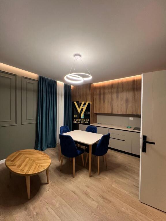 JEPET APARTAMENT 3+1+2BLK ME QERA NE ASTIR 650 EURO