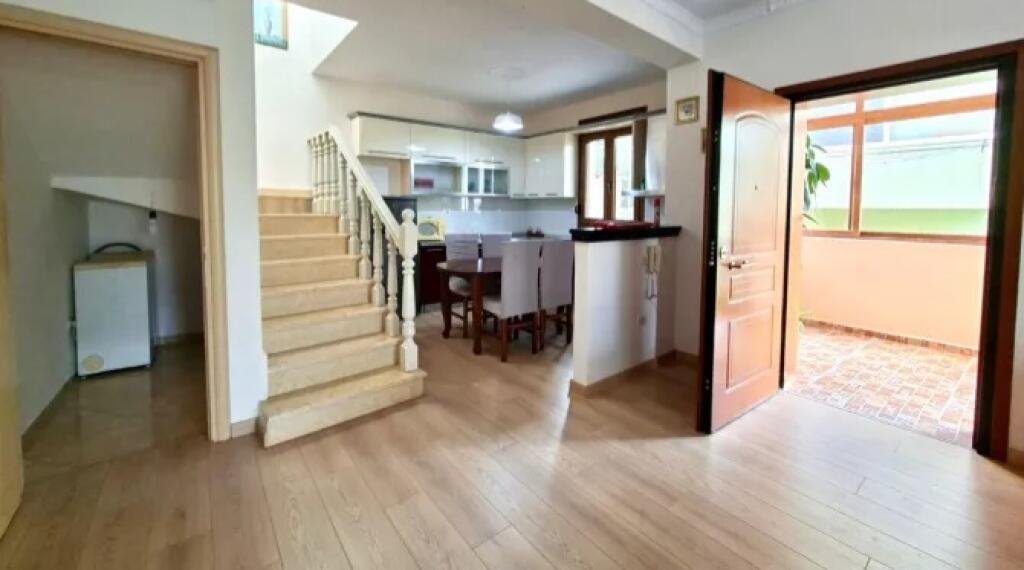 For rent: *Furnished duplex 2 floors &amp; Veranda* *(📍Ali Dem - Pasho Hysa St)* - *1,100€/month*