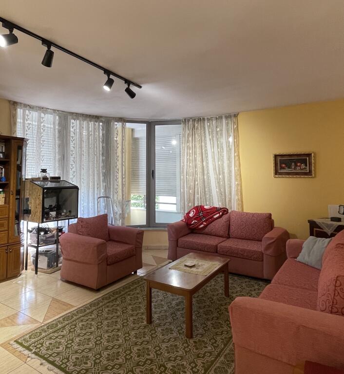 Affittasi appartamento 1+1 in Via dei Kosovari