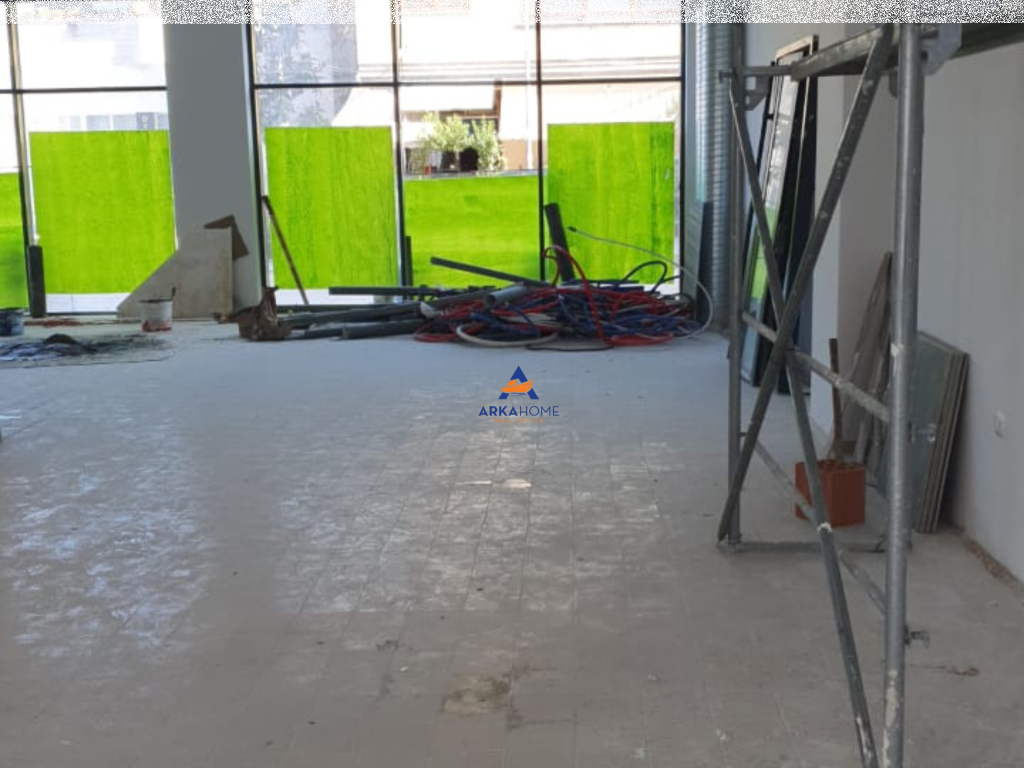 BUSINESS PREMISES FOR RENT 220M2 AT "ALI SHEFQETI STREET" 4200 EURO