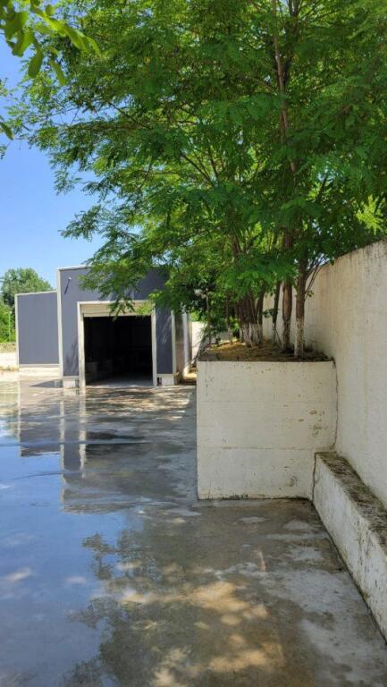 CAPANNONE IN AFFITTO 350M2 "VICINO ALL'AEROPORTO, RINAS" 1500 EURO