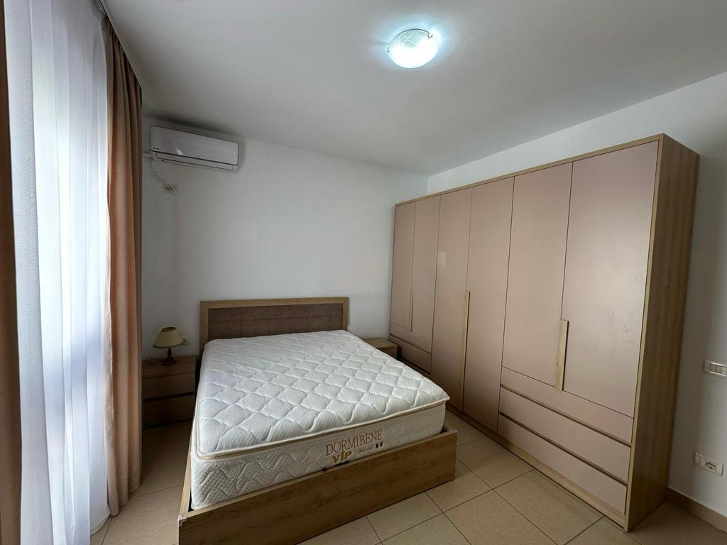 Affitto Appartamento 1+1 con Balcone nella Zona più Richiesta di Tirana