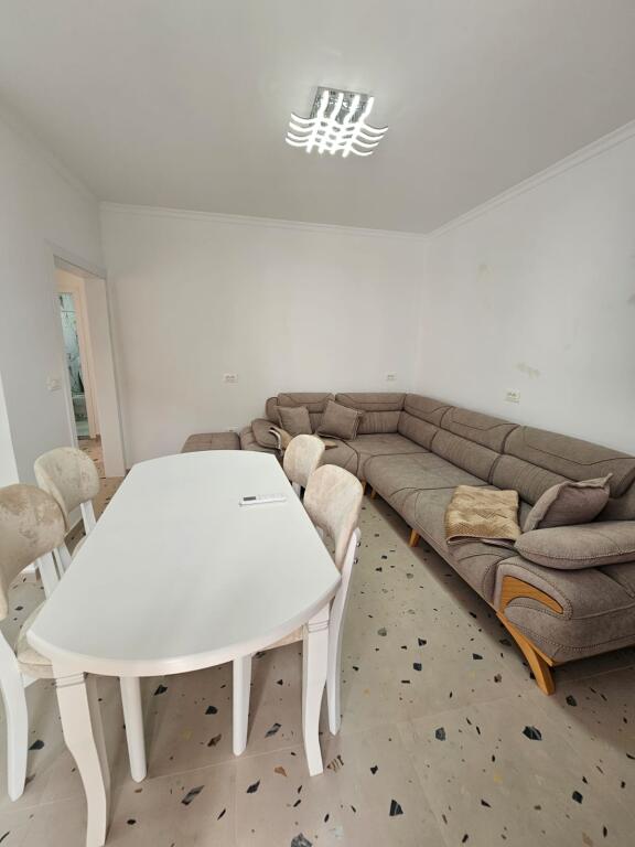 APPARTAMENTO 3+1+2 VICINO ALL'EX FABBRICA DEL PANE