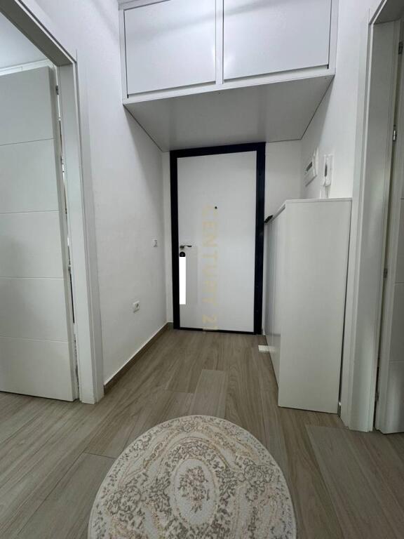 Apartament ne shitje 2+1, tek Ish Fusha e Aviacionit