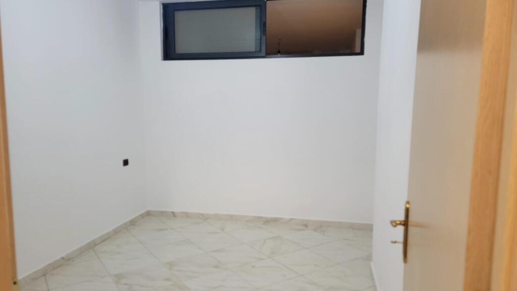 Affittasi 2+1 vuoto ASTIR TE 2 PALMAT 38.000 lek
