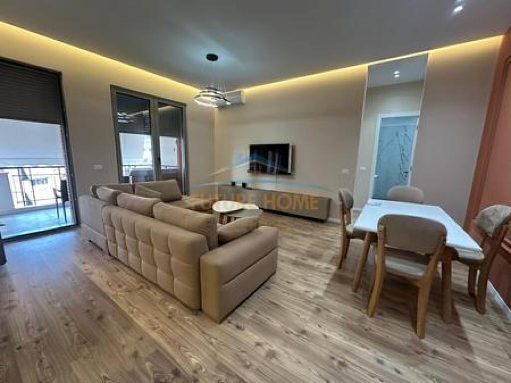 Qira,Apartament 1+1 Kompleksi Delijorgji !