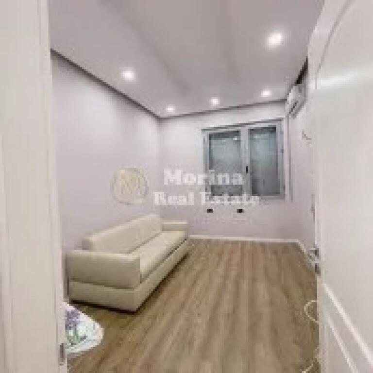 Qera, Apartament 2+1, te Pazari i Ri, 1000 euro/muaj