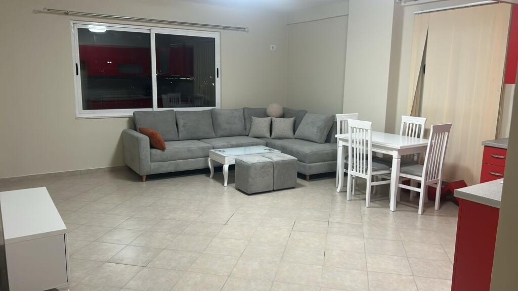 Apartament 2+1 me qira 55.000 leke
