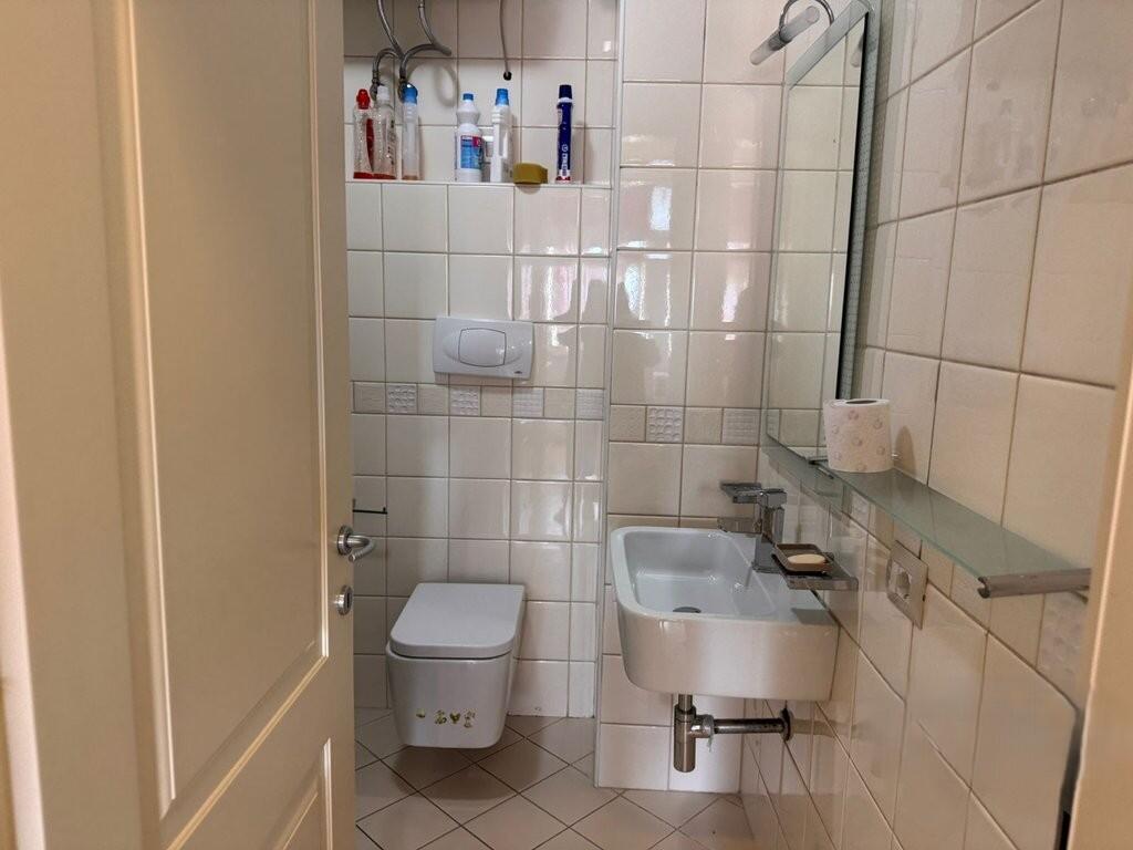Apartament 2+1 me Qira – Rruga Mine Peza