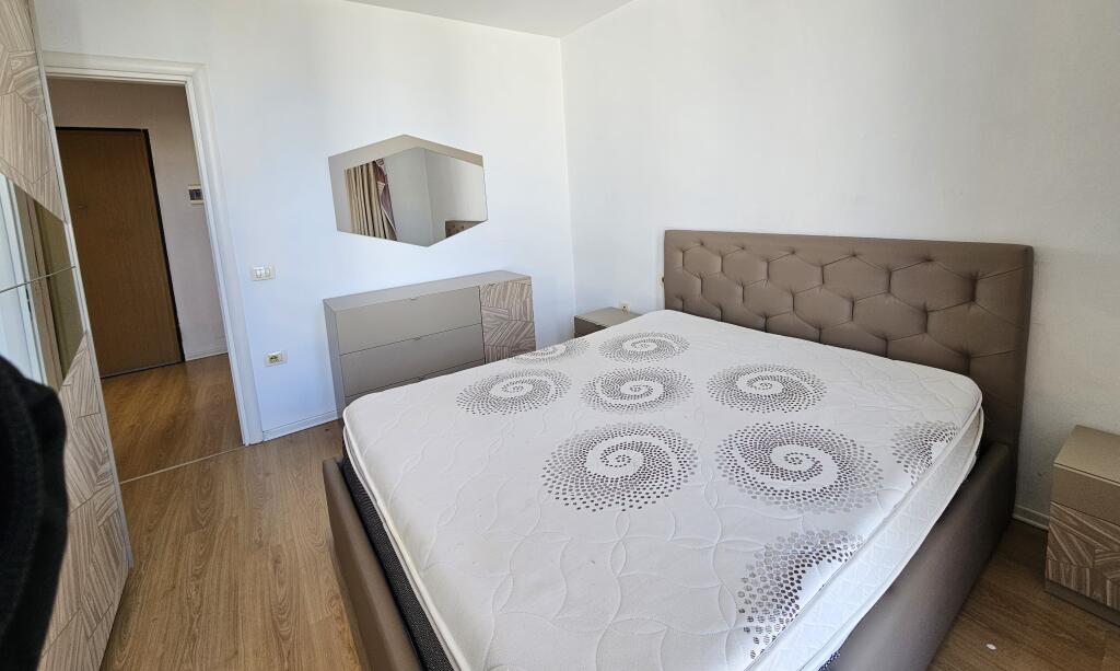 Jepet me qira : Apt 1+1 Modern &amp; i Dizenjuar me Arkitekt 📍( Yzberisht - Eco Market ) k.7, Pllt i Ri |