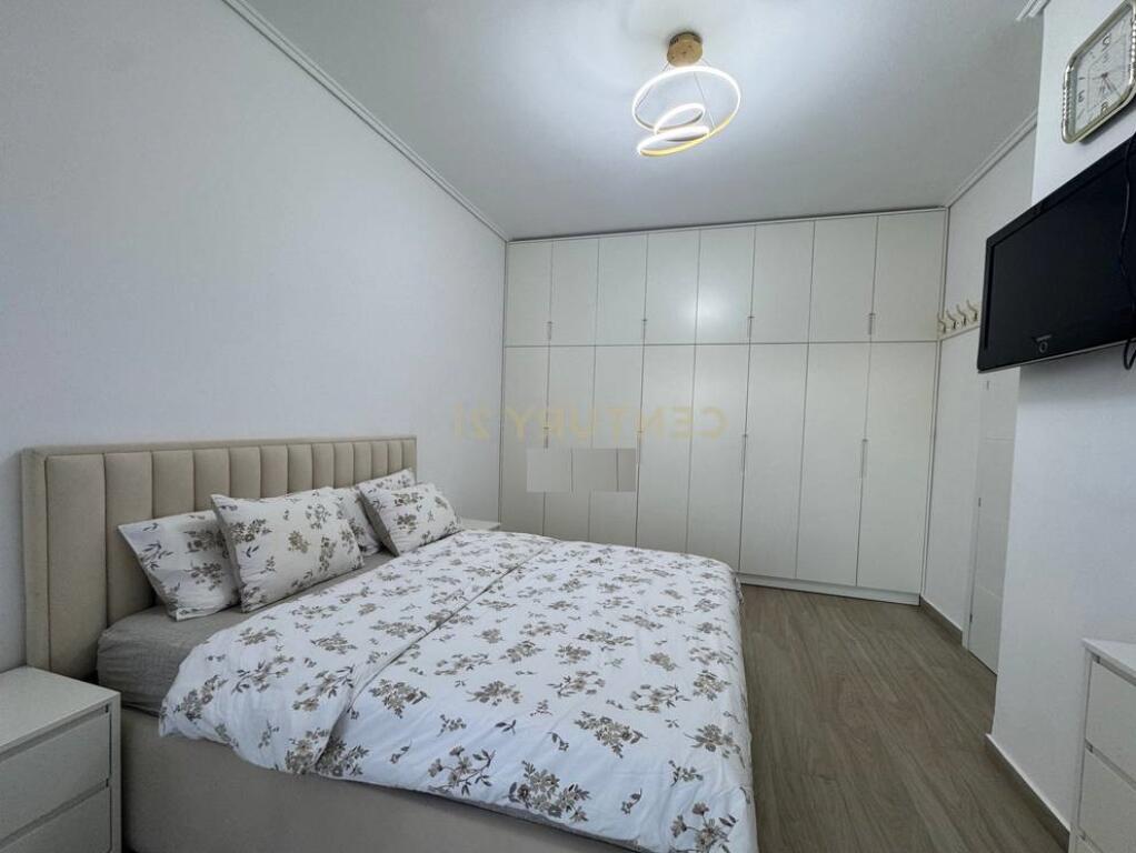 Apartament ne shitje 2+1, tek Ish Fusha e Aviacionit