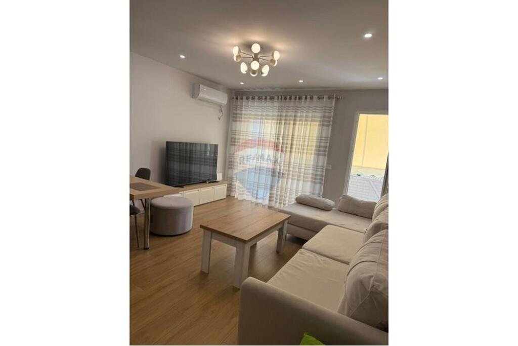 Apartament 2+1+2+Parkim me Qira, Liqeni i Thatë!