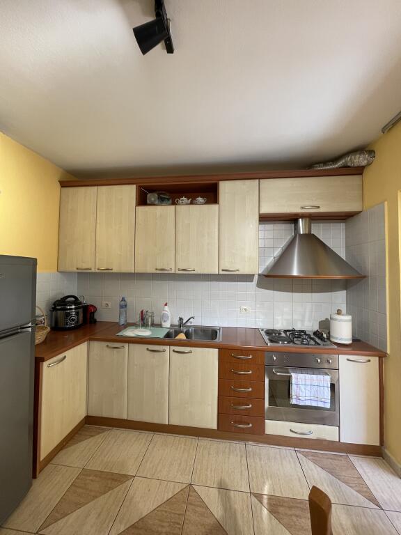 Affittasi appartamento 1+1 in Via dei Kosovari