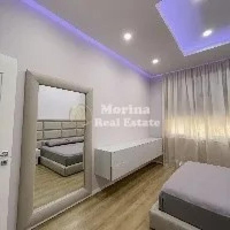 Qera, Apartament 2+1, te Pazari i Ri, 1000 euro/muaj