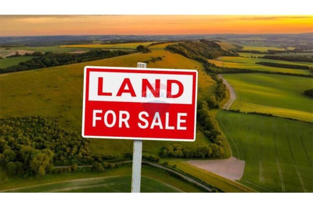 land for sale in Mezez