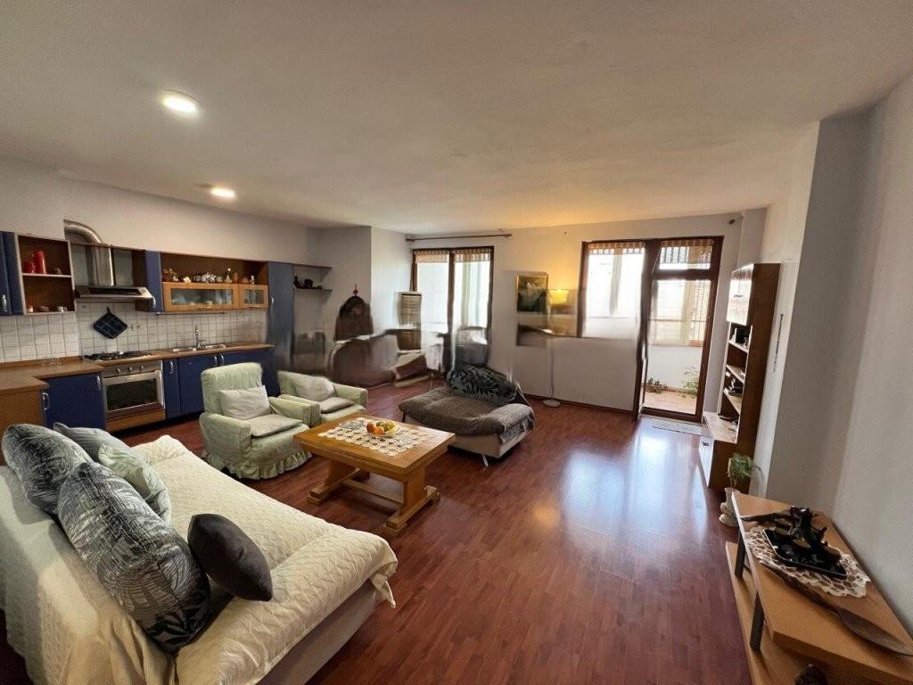 Appartamento 2+1+2 In Affitto presso l'ex Mercato Elettrico 650 € /Mese