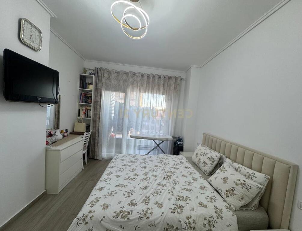 Apartament ne shitje 2+1, tek Ish Fusha e Aviacionit