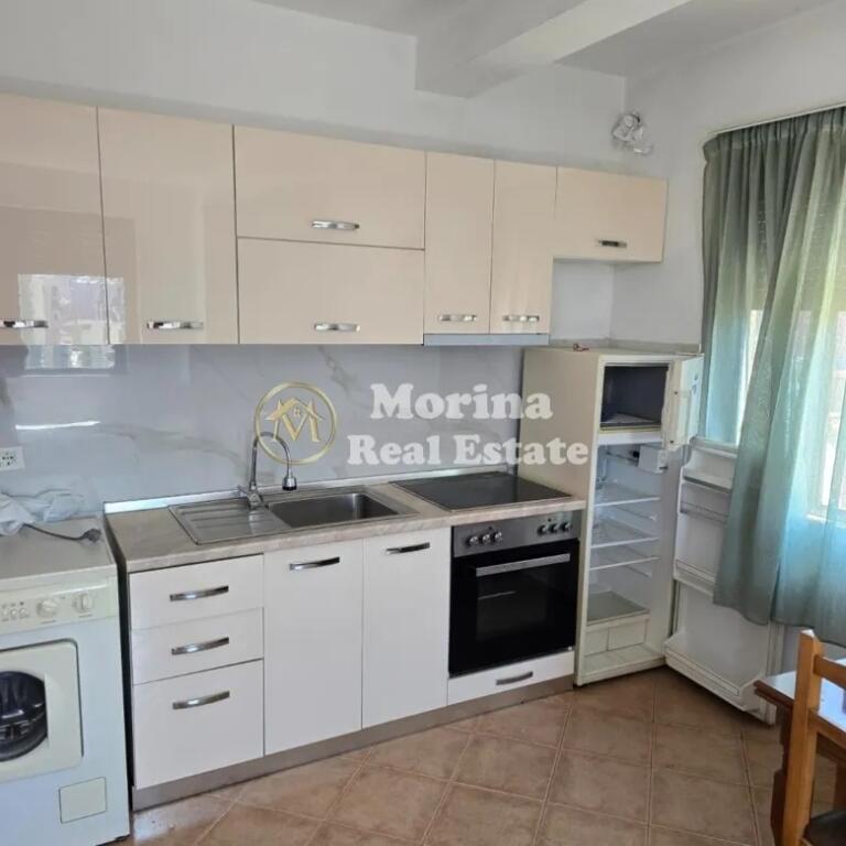 Affitto, Monolocale, presso l'ex Stazione Ferroviaria, 350 Euro/mese