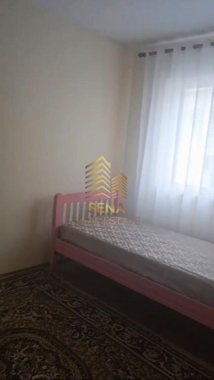 Qira, Apartament 3+1, Bulevardi Zogu I, 650 Euro/Muaj
