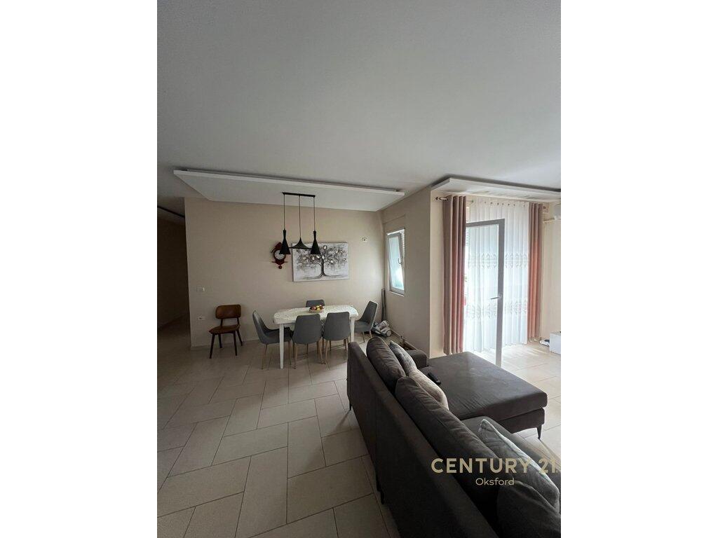 2+1 apartment for sale near the Zoo