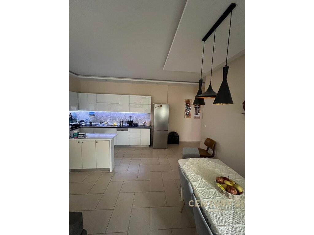 2+1 apartment for sale near the Zoo