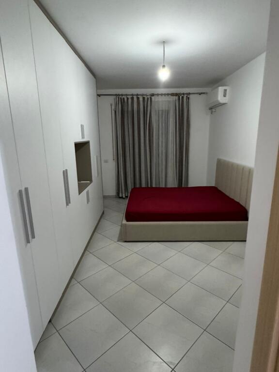 Apartament me qera 3+1 ne Astir