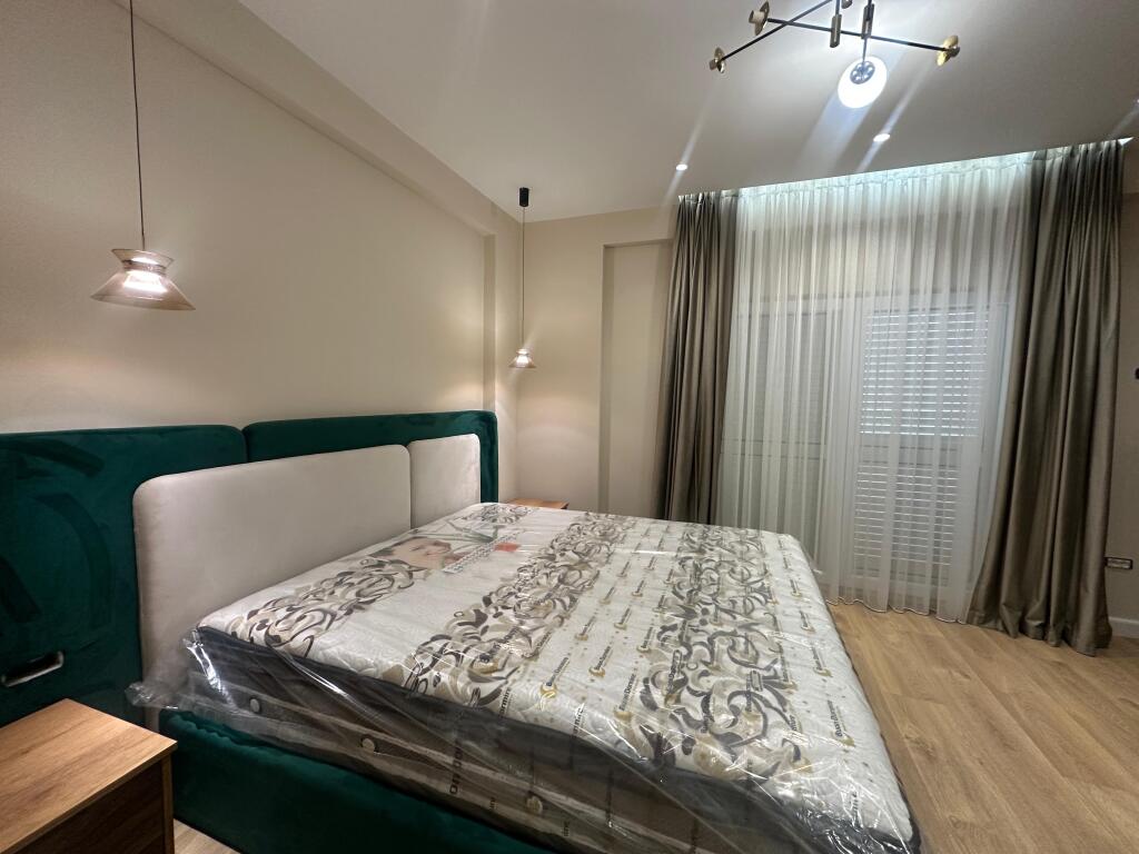 *APARTMENT 3+1+2+ 2 PARKING SPACES | FOR RENT | FARKË LAKE*