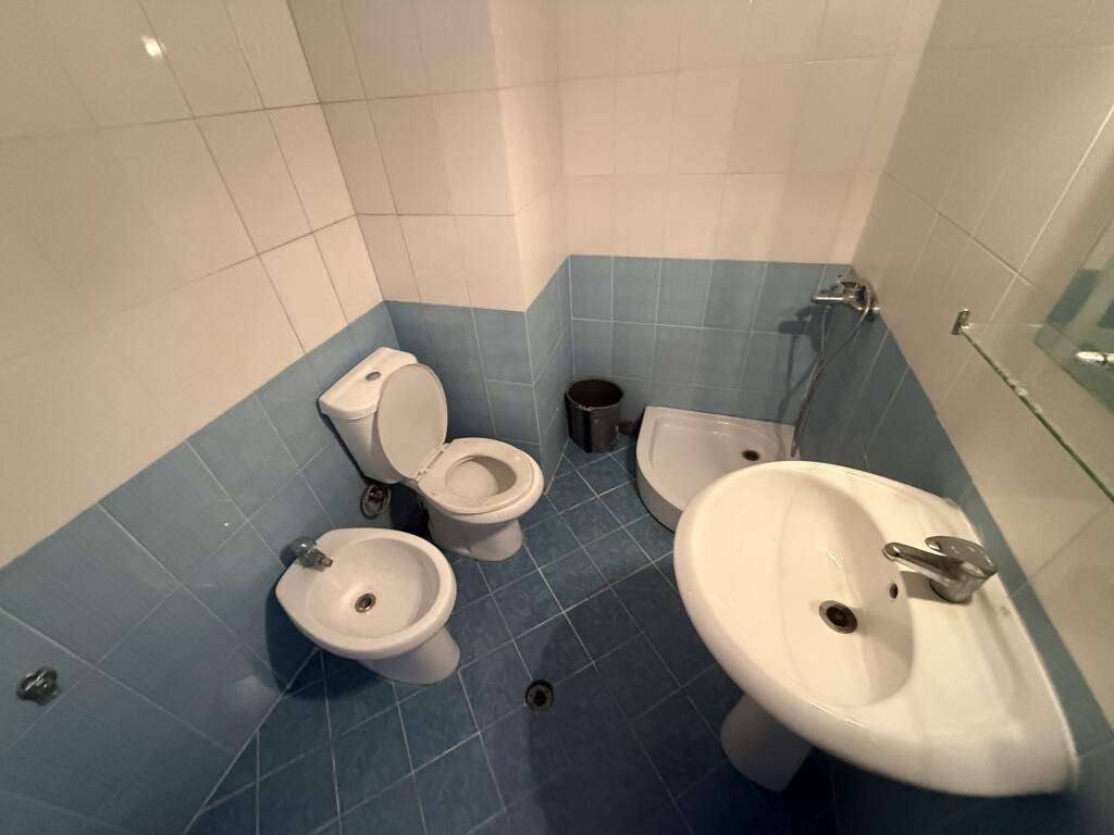 Vendo l'appartamento alla ruota rossa