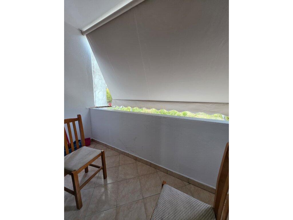 Appartamento 2+1 In Affitto a Medreseja, Via 5 Maji, Tirana