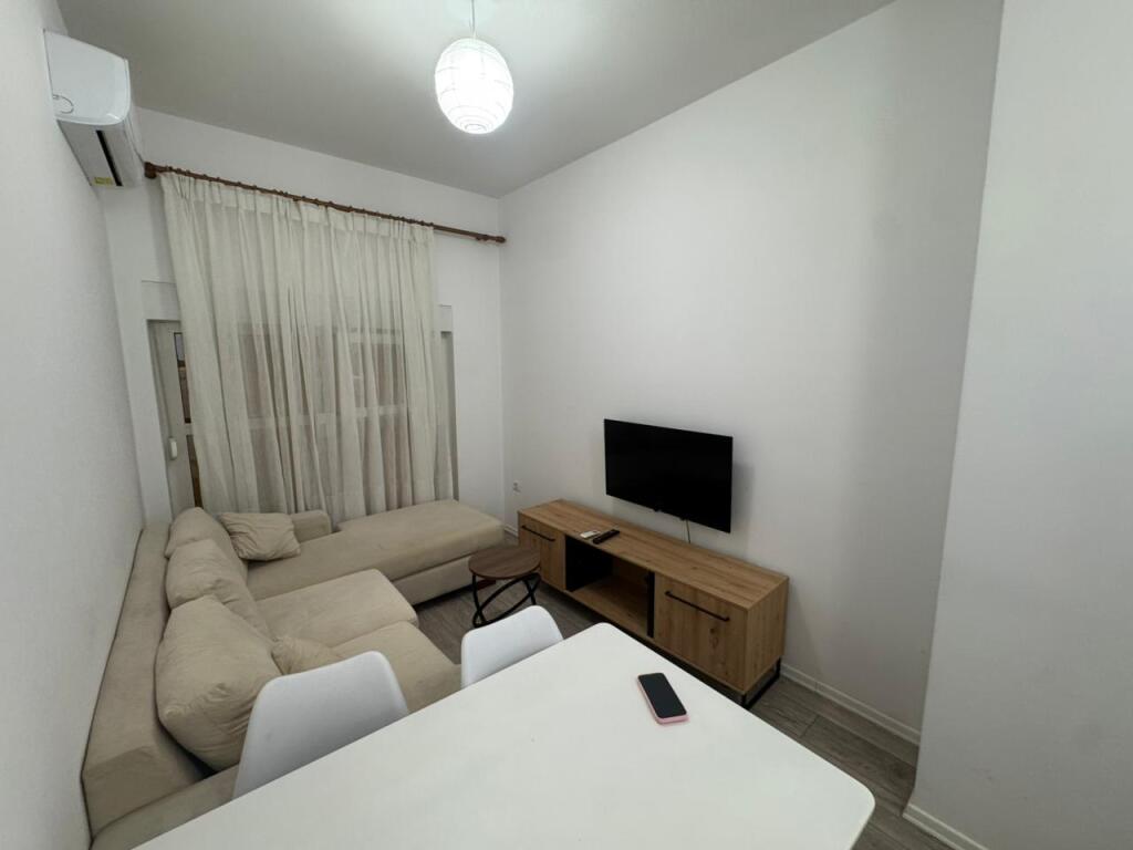 Appartamento in affitto 1+1+parcheggio Mangalem 21,Ali Dem
