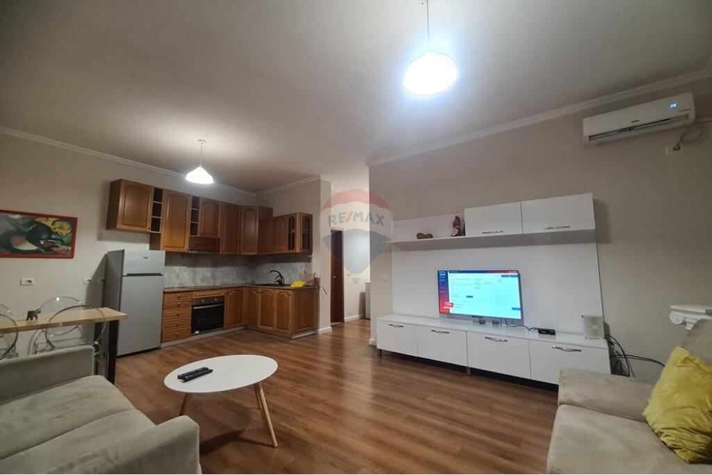 Apartament 1+1 me qira 650 euro ne muaj !