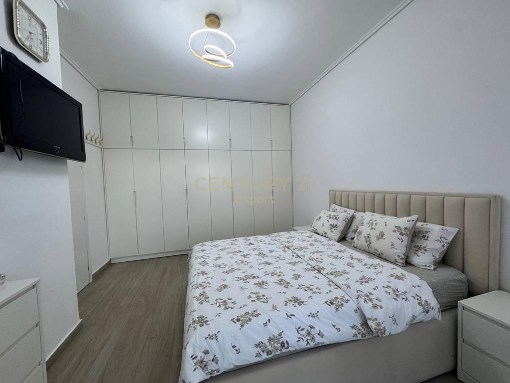Në shitje apartament 1+1 modern në zemër të zhvillimit të ri – Ish Fusha e Aviacionit